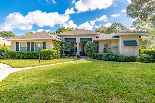 $649,999 | 502 34th Avenue, Vero Beach, FL 32968