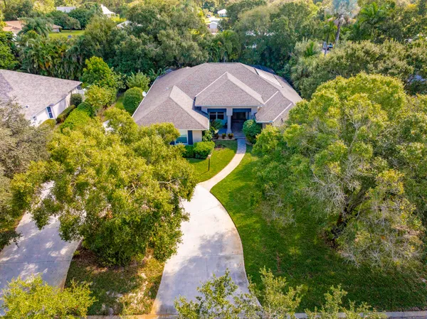 $649,999 | 502 34th Avenue, Vero Beach, FL 32968