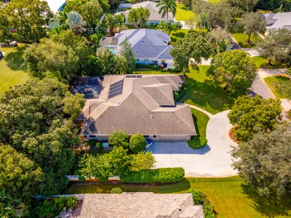 $649,999 | 502 34th Avenue, Vero Beach, FL 32968