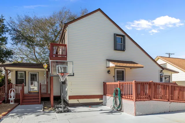 $775,000 | 131 Purdie Drive, Emerald Isle, NC 28594