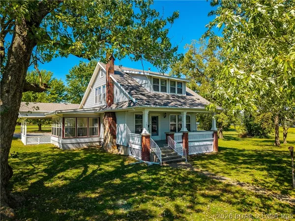 $375,000 | 101 Fairview Avenue, Eldon, MO 65026