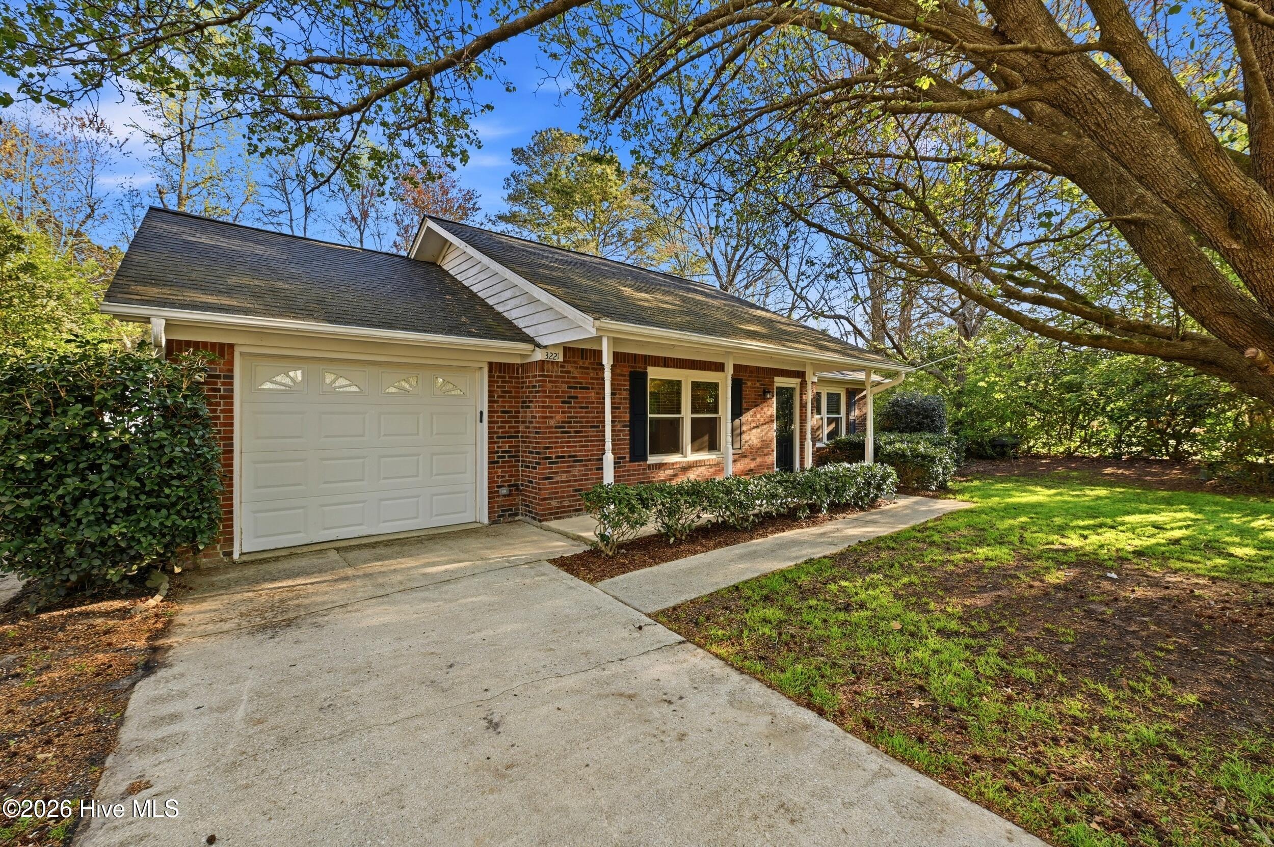 3221 Hemlock Road Castle Hayne, NC 28429 - Photo 2 of 38 2_3221_hemlock_rd_002