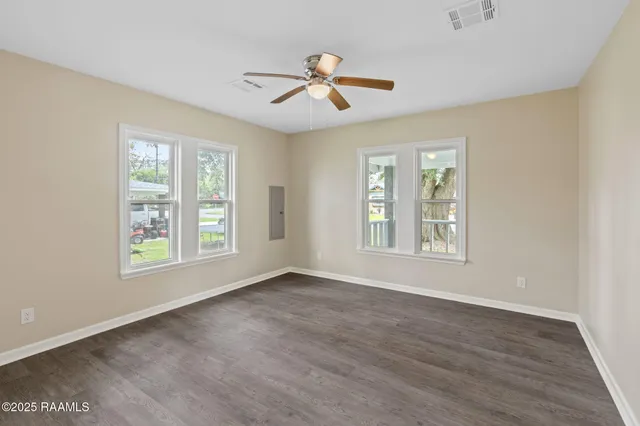 $172,000 | 610 Decker Street, Jennings, LA 70546