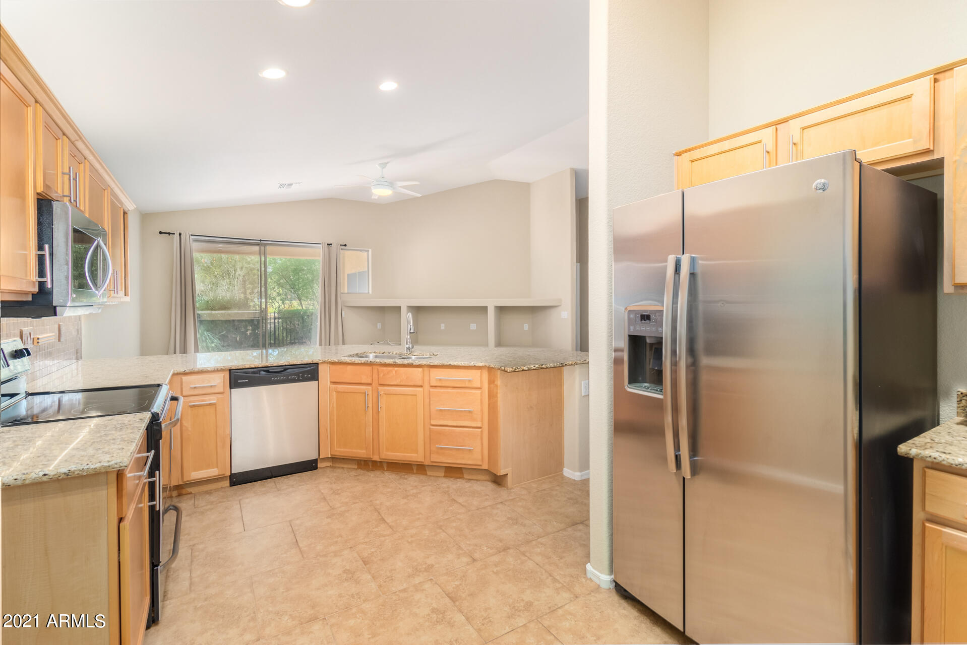 3303 East Fremont Road Phoenix, AZ 85042 - Photo 13 of 37 11-Fremont