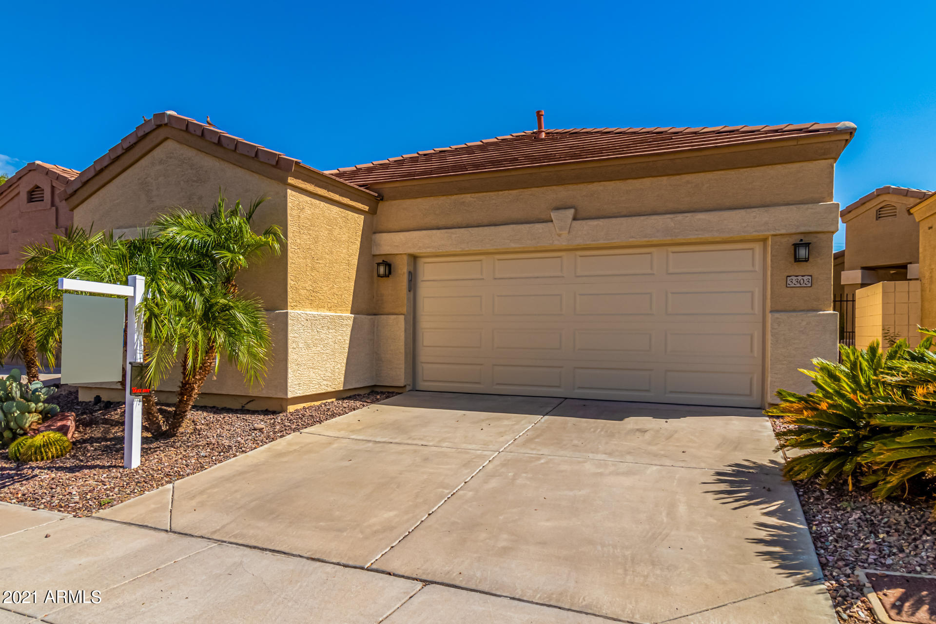 3303 East Fremont Road Phoenix, AZ 85042 - Photo 4 of 37 03-Fremont