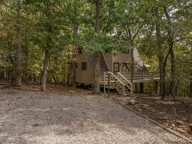 $375,000 | 834 Mitten Ridge Drive, Innsbrook, MO 63390