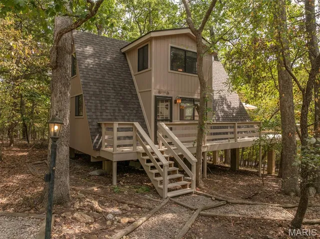 $375,000 | 834 Mitten Ridge Drive, Innsbrook, MO 63390