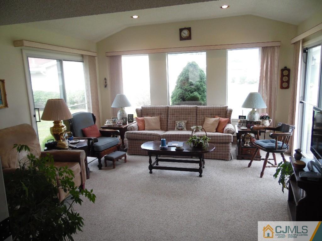 828 B Deal Road Monroe Township, NJ 08831 - Photo 12 of 22 Gallery Image 12