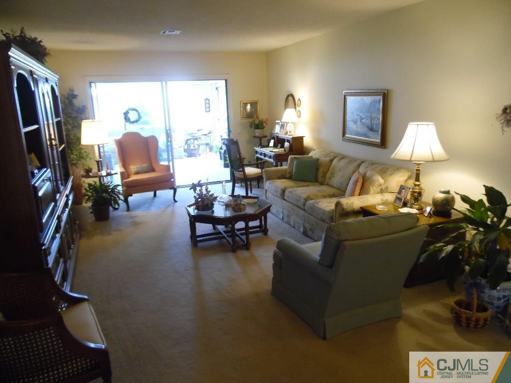 828 B Deal Road Monroe Township, NJ 08831 - Photo 3 of 22 Gallery Image 3