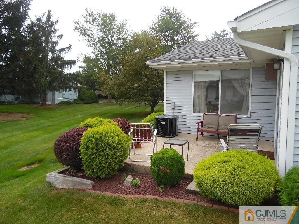 828 B Deal Road Monroe Township, NJ 08831 - Photo 21 of 22 Gallery Image 21