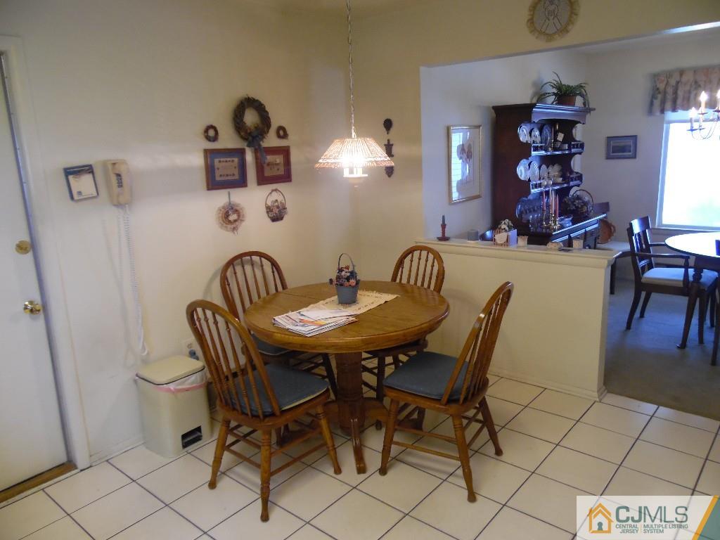 828 B Deal Road Monroe Township, NJ 08831 - Photo 6 of 22 Gallery Image 6