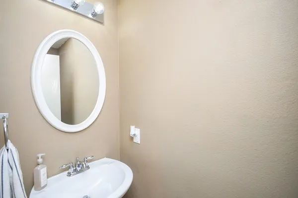 $2,000 | 20506 Lantern Springs Lane, Cypress, TX 77433
