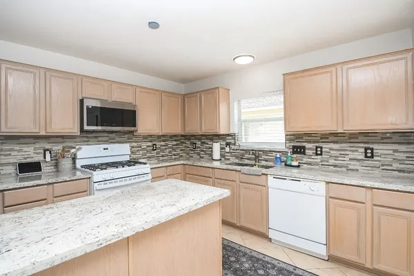 $2,000 | 20506 Lantern Springs Lane, Cypress, TX 77433