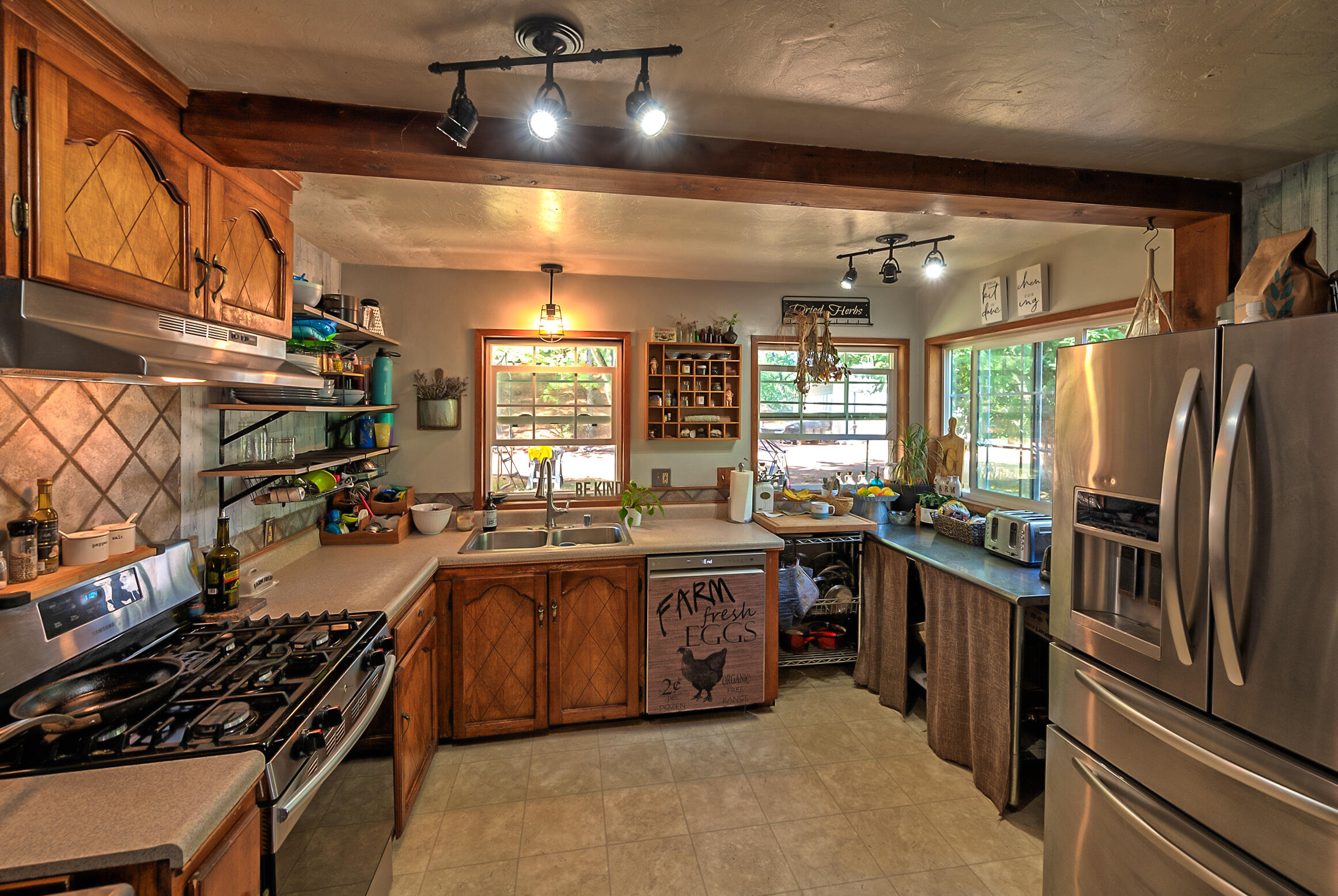 12003 Atkins Road Whitmore, CA 96096 - Photo 12 of 36 Farmhouse kitchen