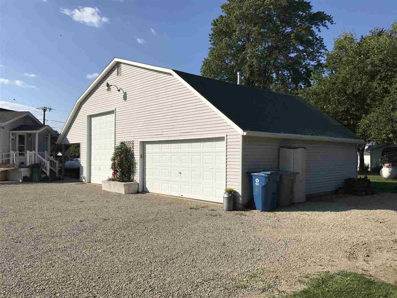 2005 North St Road Decatur, IN 46733 - Photo 3 of 11