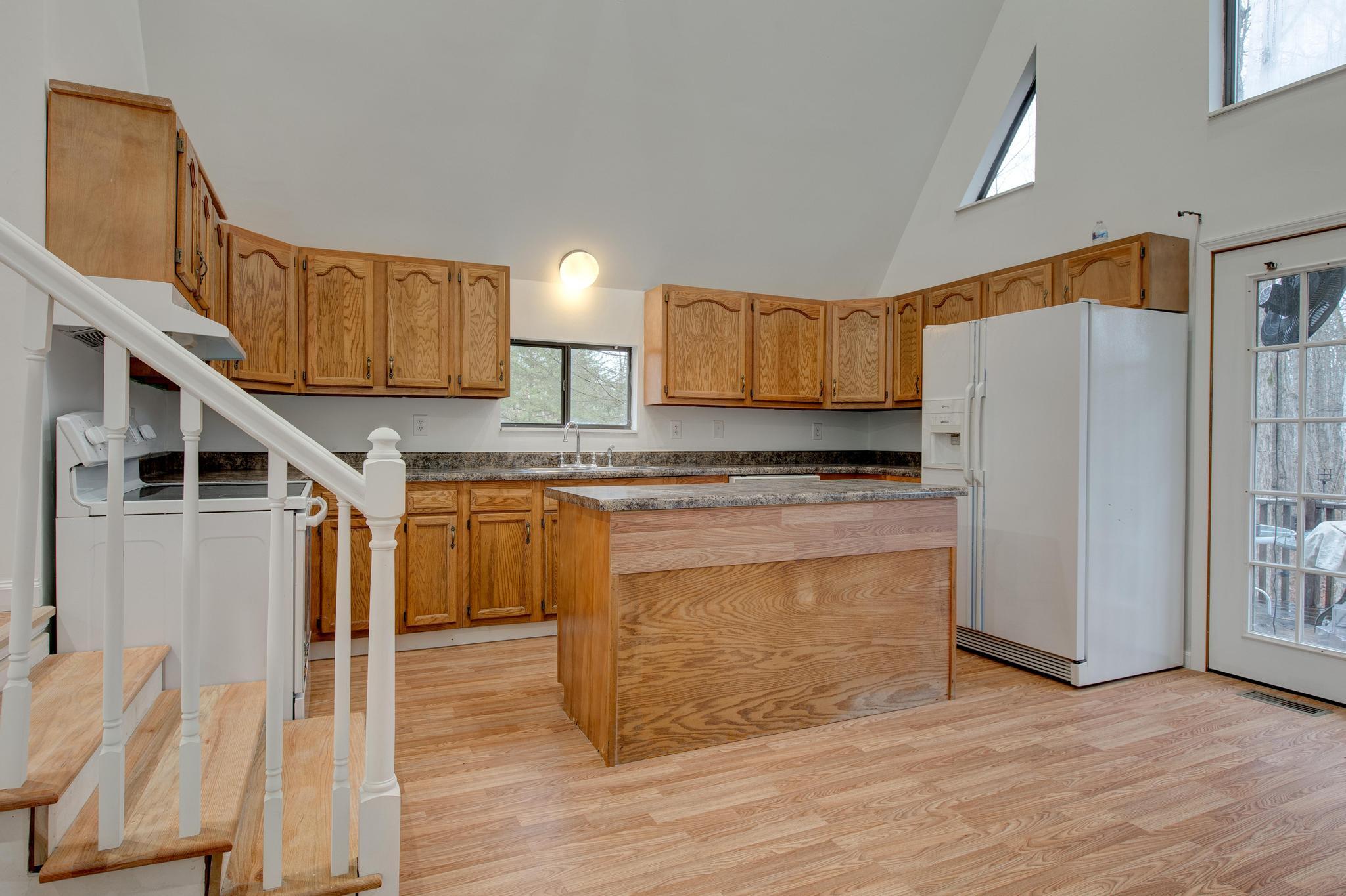112 Pond Circle Road Wellington, KY 40387 - Photo 9 of 22 PWM29112_3_4