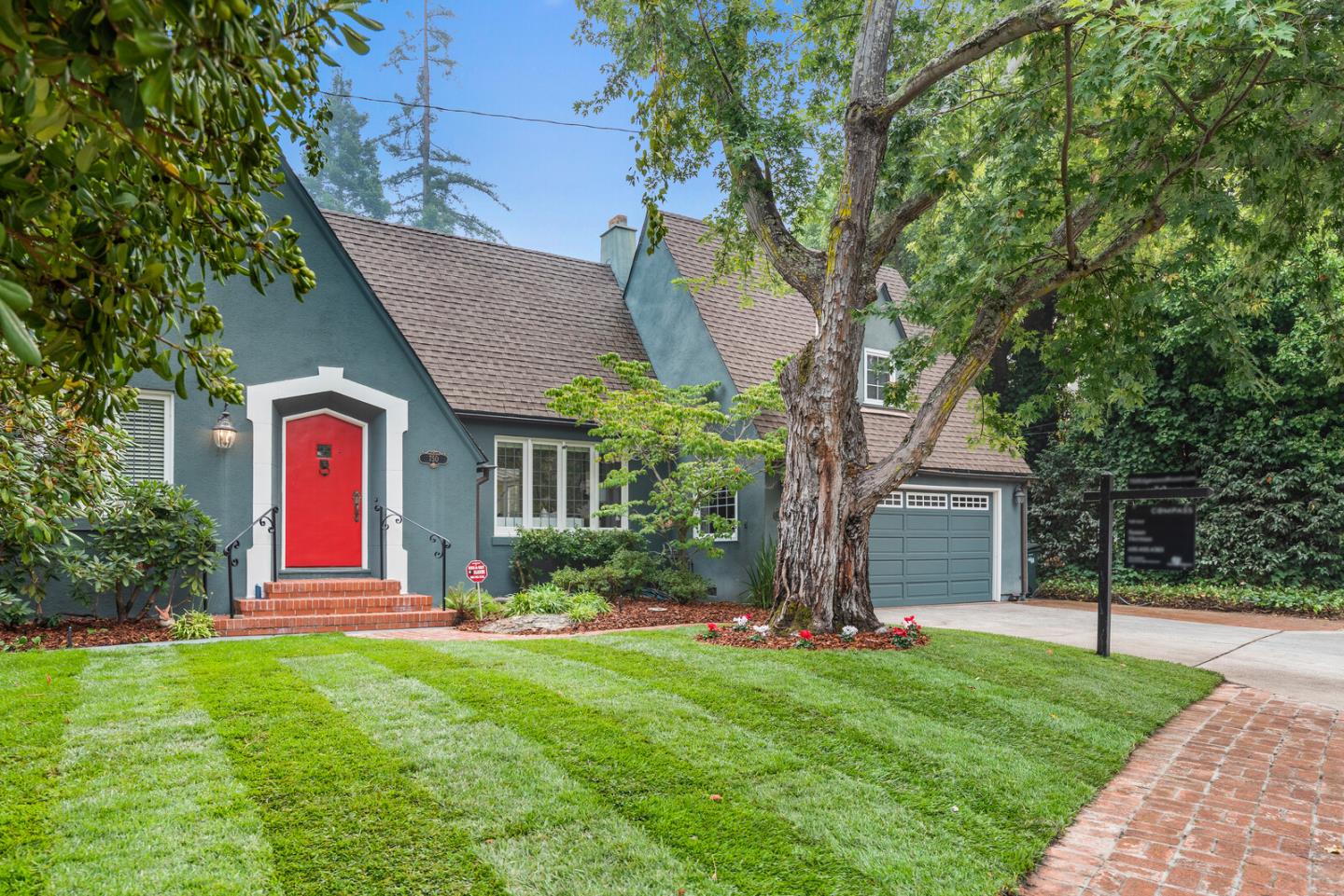 a front view of house with yard