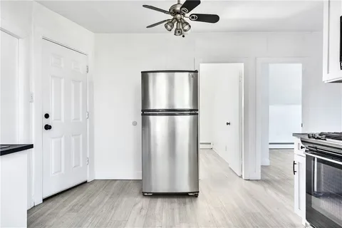 $1,900 | 86 Woodward Avenue, Unit 2, East Providence, RI 02914