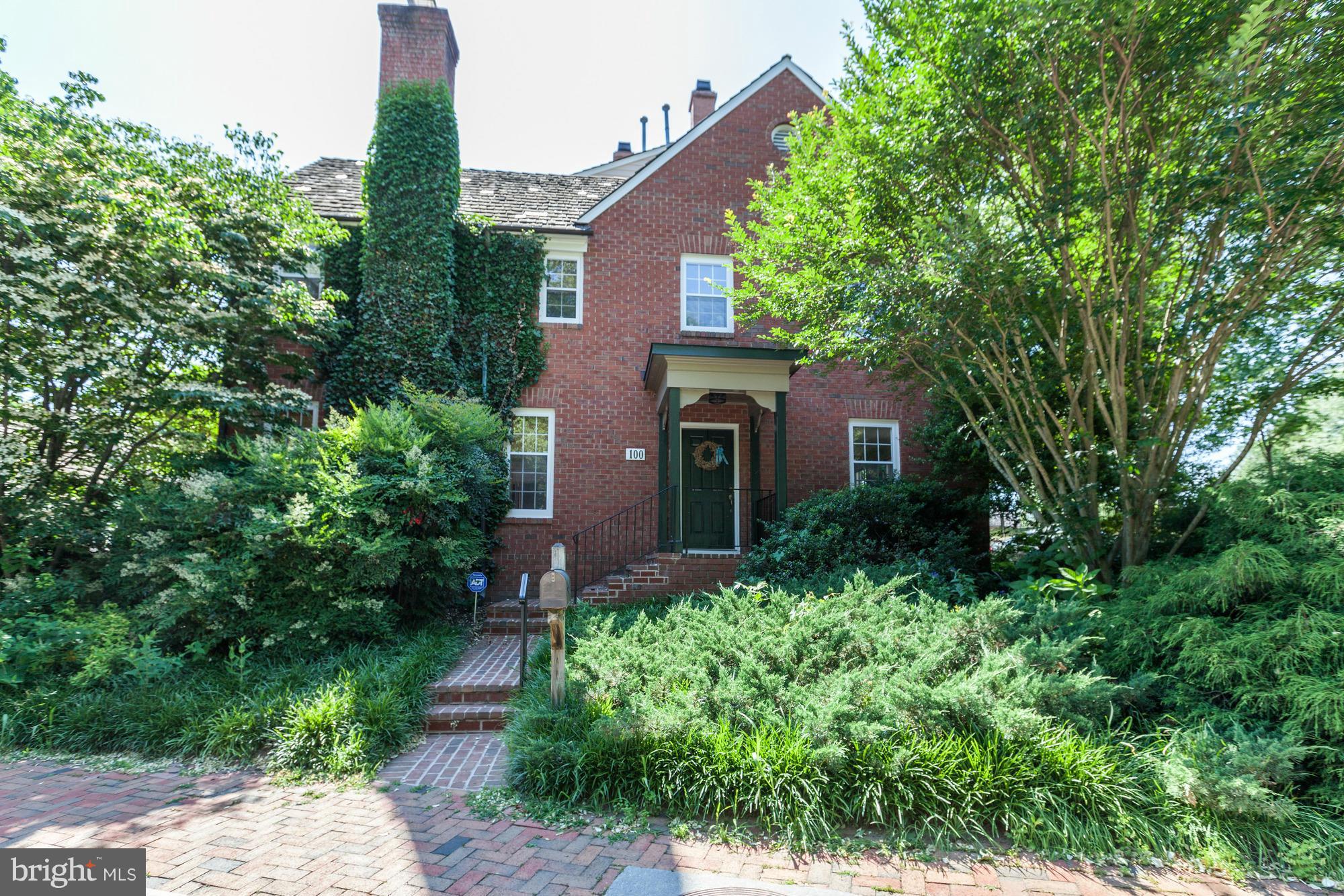 100 Kent Square Road Gaithersburg, MD 20878 - Photo 1 of 30 Exterior (Front)
