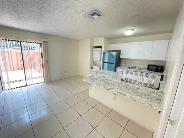 $1,600 | 1852 My Pl Lane, West Palm Beach, FL 33417