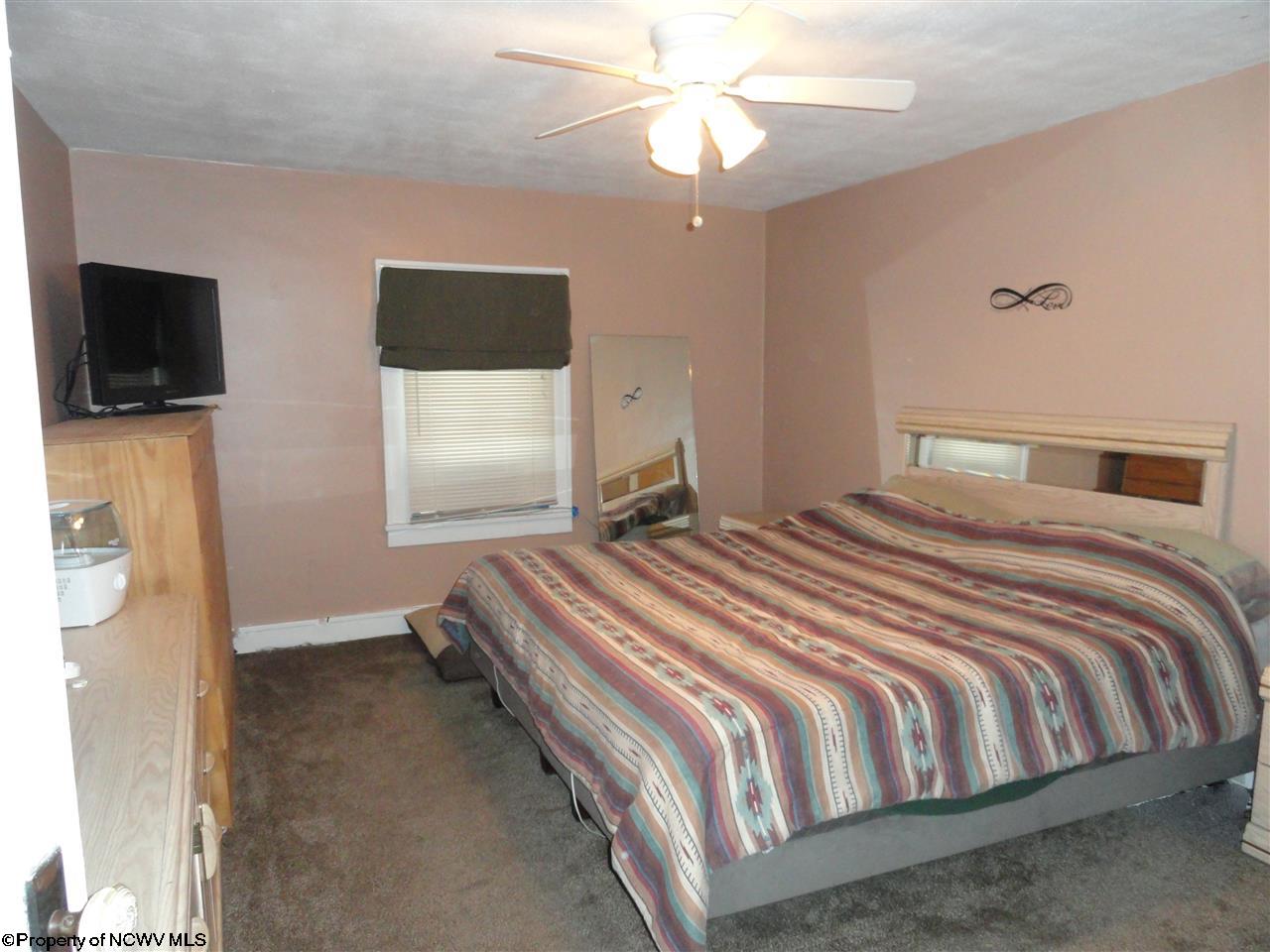 112 Ridenour Street Clarksburg, WV 26301 - Photo 9 of 14 Gallery Image 9