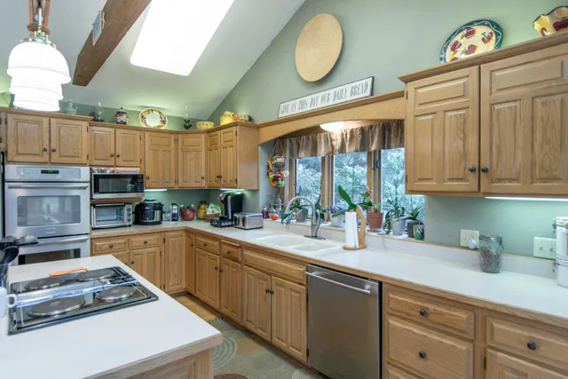 $1,399,000 | 50796 202nd Place, McGregor, MN 55760