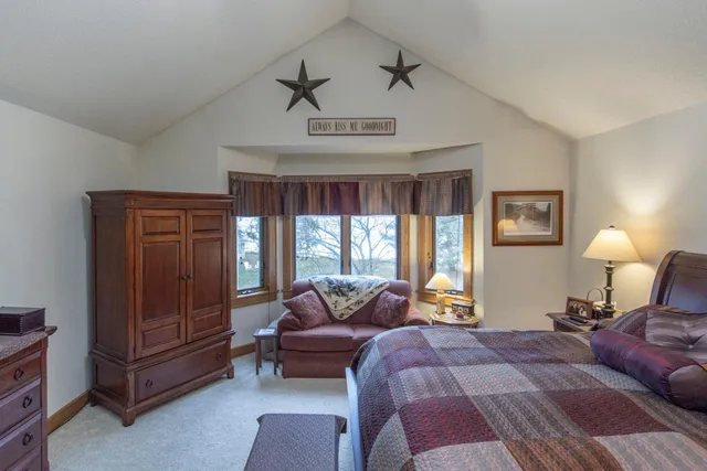 $1,399,000 | 50796 202nd Place, McGregor, MN 55760