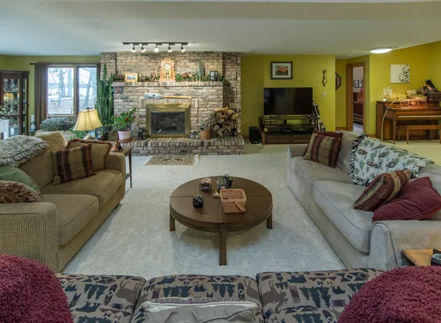 $1,399,000 | 50796 202nd Place, McGregor, MN 55760