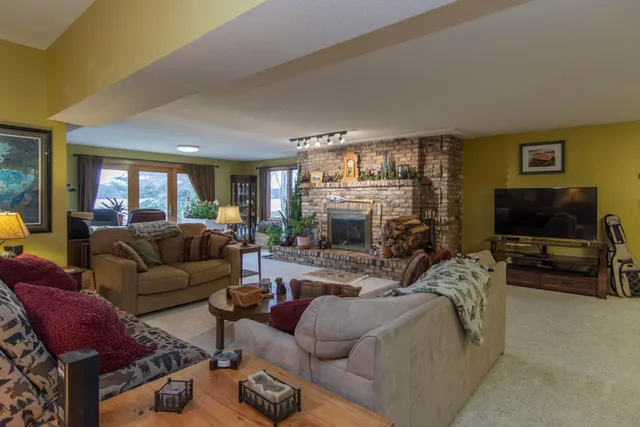 $1,399,000 | 50796 202nd Place, McGregor, MN 55760