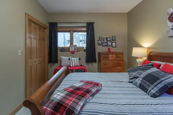 $1,399,000 | 50796 202nd Place, McGregor, MN 55760