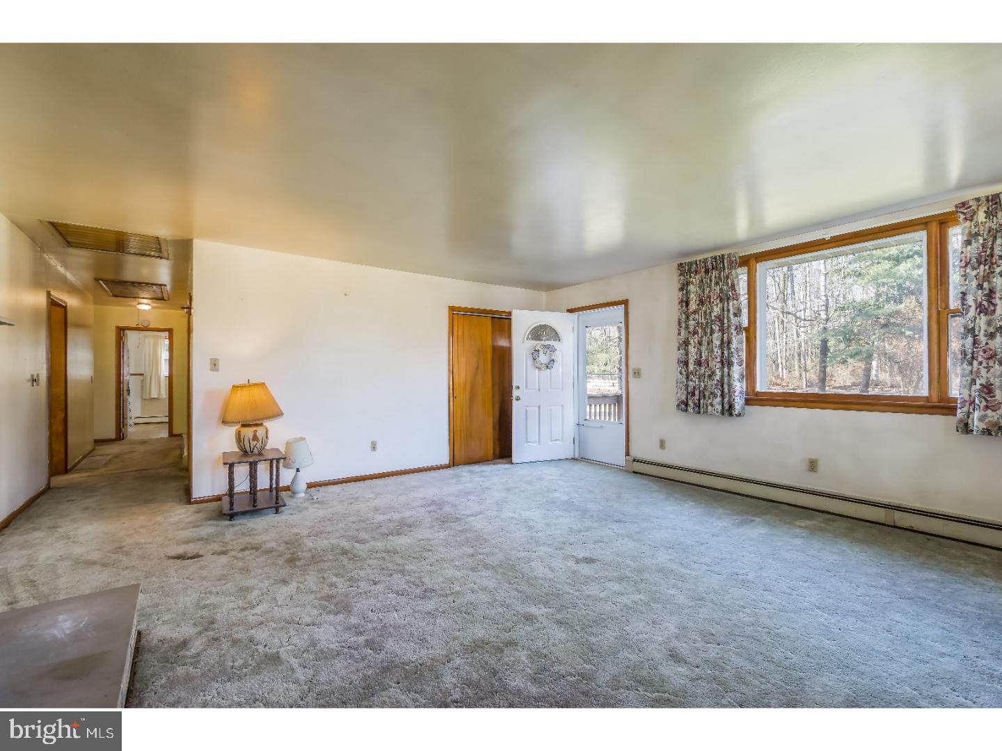 143 Money Road Townsend, DE 19734 - Photo 6 of 23 Living Room