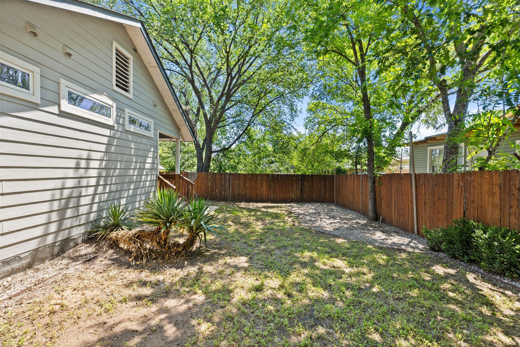 3203 East 18th Street Austin, TX 78721 - Photo 31 of 38