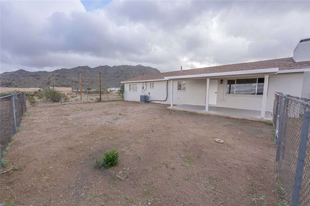 4625 Smoketree Road Golden Valley, AZ 86413 - Photo 36 of 41 Back of Structure