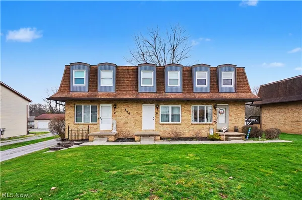 $109,900 | 548 Continental Drive, Unit B, Salem, OH 44460