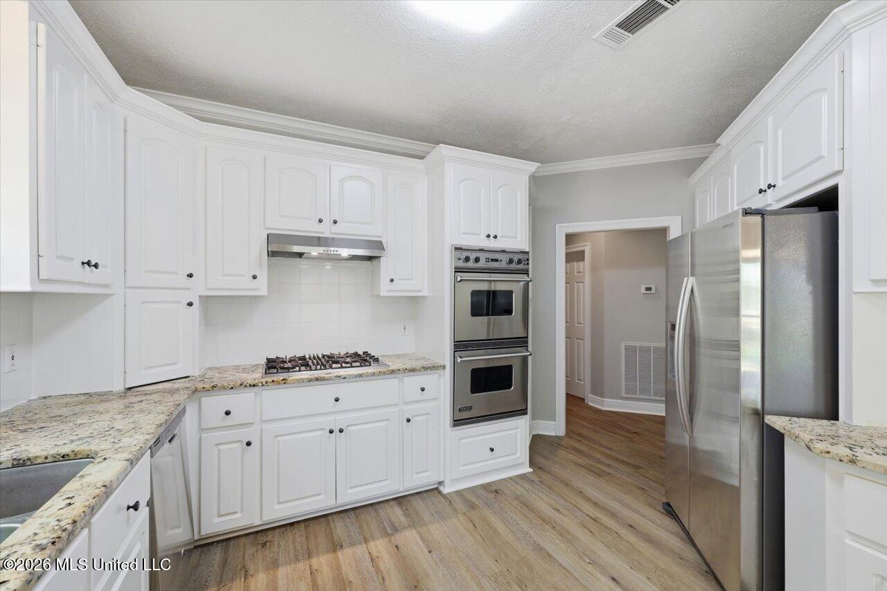 150 Lake Ridge Drive Madison, MS 39110 - Photo 14 of 40 14-150 Lake Ridge Dr _ Home Tours MS