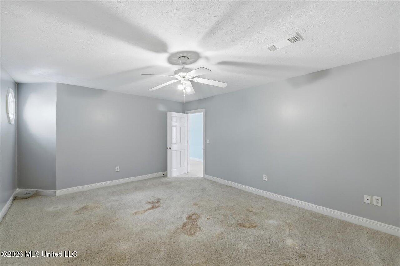 150 Lake Ridge Drive Madison, MS 39110 - Photo 34 of 40 34-150 Lake Ridge Dr _ Home Tours MS