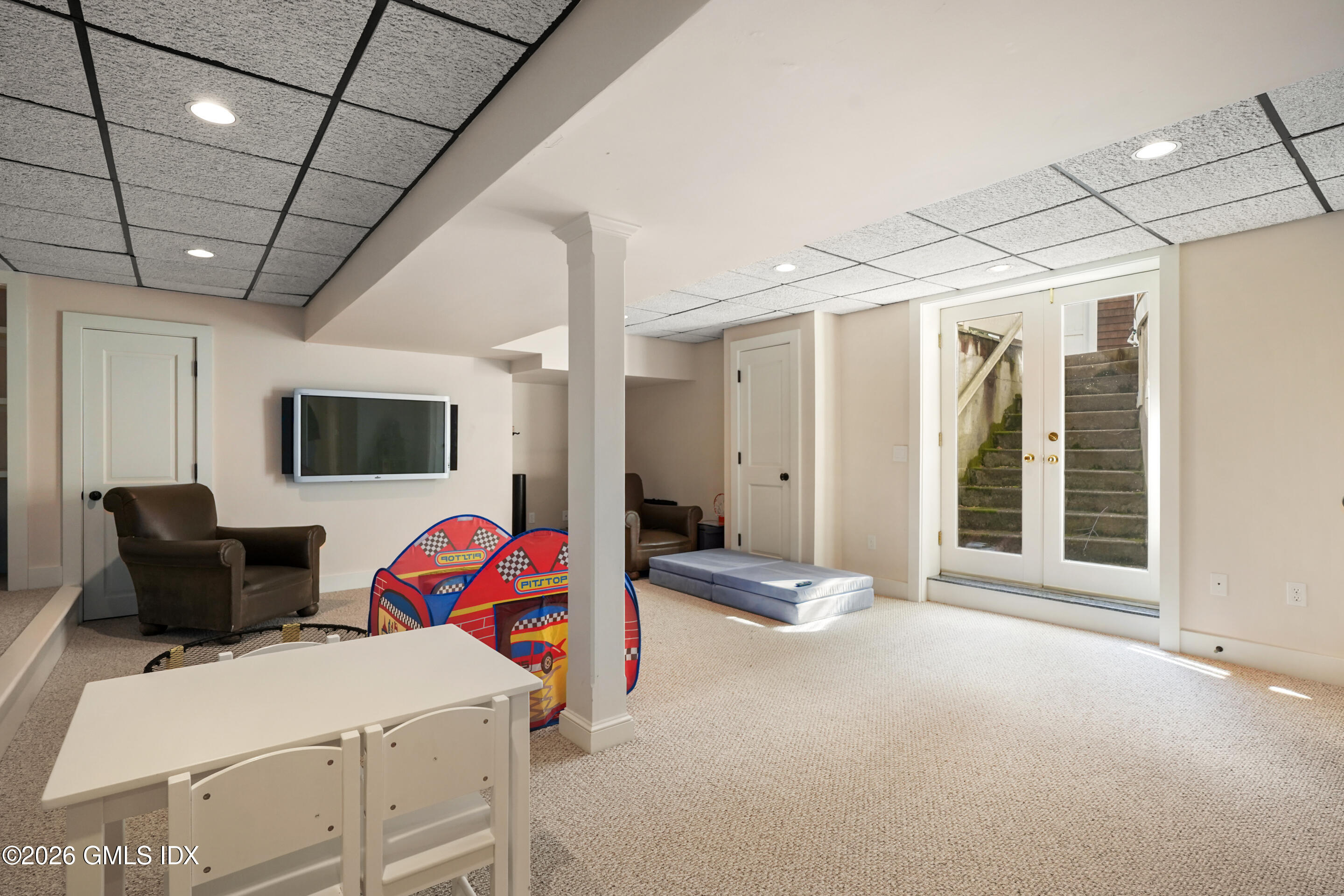 556 Riversville Road Greenwich, CT 06831 - Photo 34 of 56 DSC07796