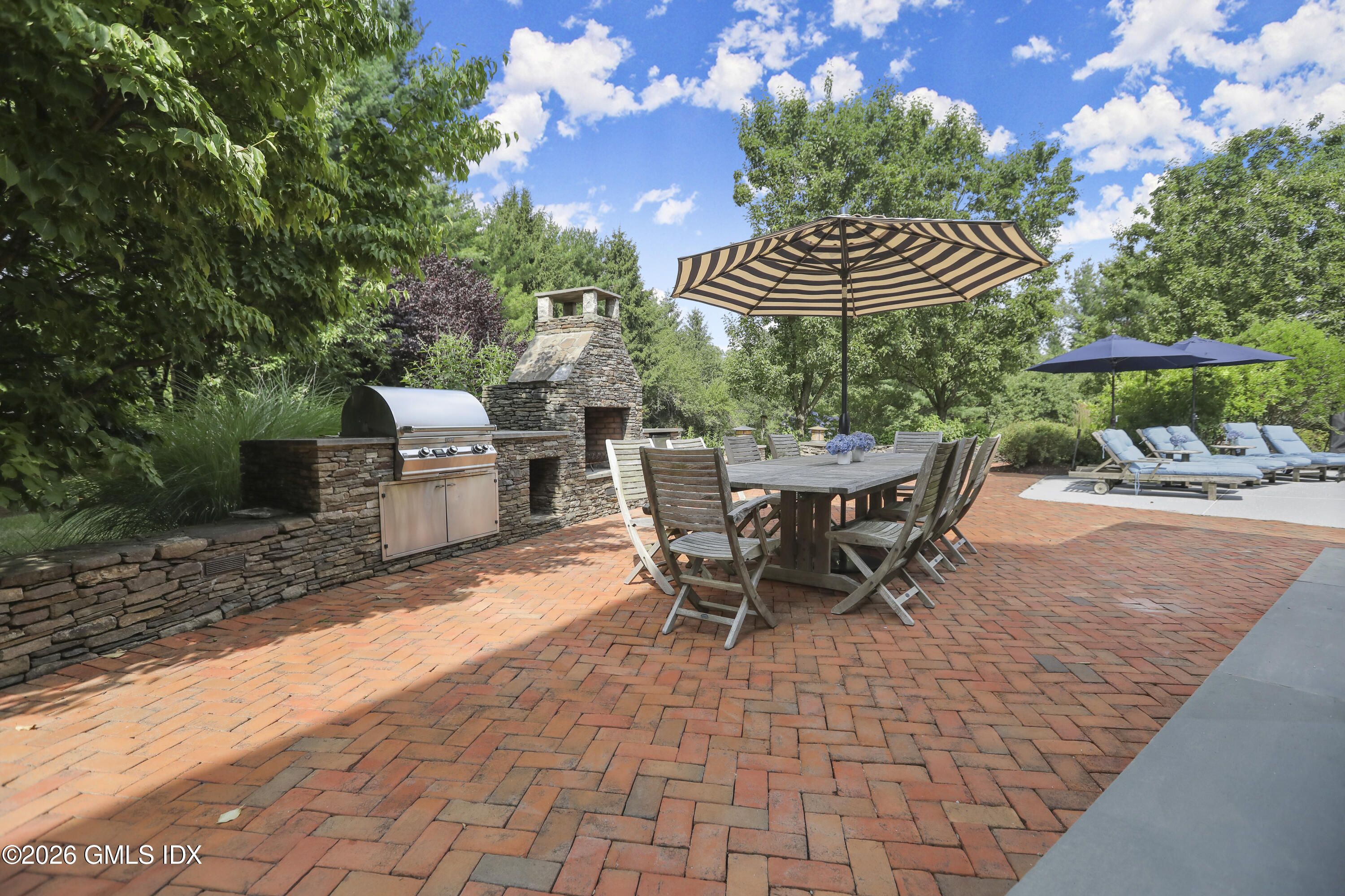 556 Riversville Road Greenwich, CT 06831 - Photo 10 of 56 10 556 Riversville Rd Greenwich-print-06