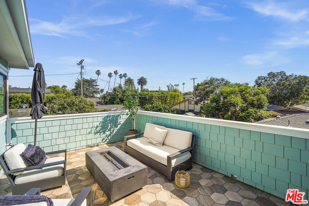 1240 Appleton Way Venice, CA 90291 - Photo 30 of 71