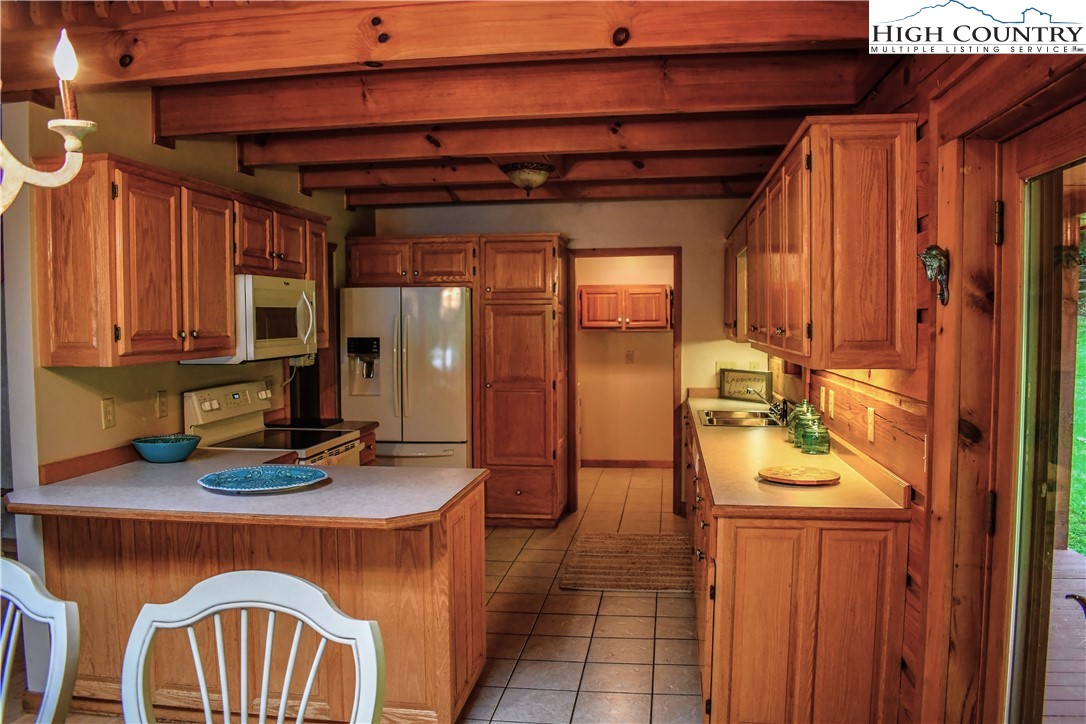 116 Joe Badger Road Warrensville, NC 28693 - Photo 12 of 48 Gallery Image 12