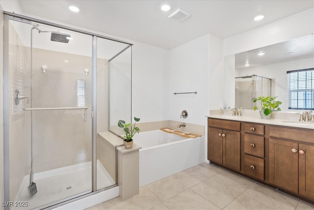 3732 Via Gennaro Henderson, NV 89044 - Photo 22 of 45 Primary bath. Large soaking tub.