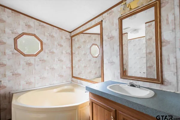 $199,999 | 476 Airway Avenue, Tyler, TX 75704