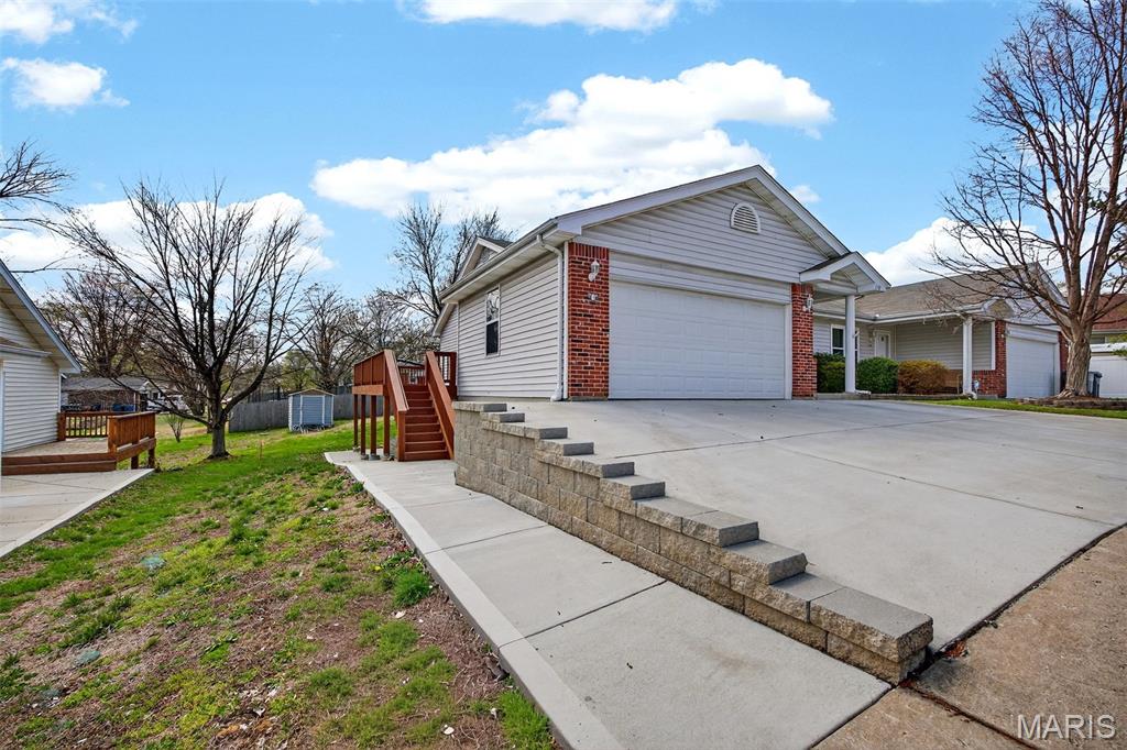 2425 Muegge Road St. Charles, MO 63303 - Photo 5 of 36