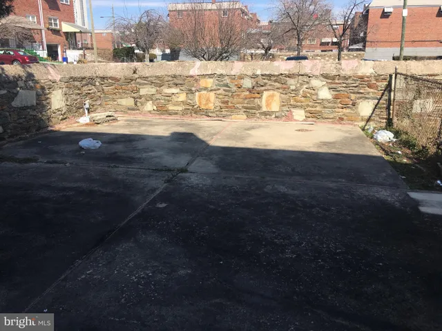 $1,900 | 1113 West Thompson Street, Philadelphia, PA 19122