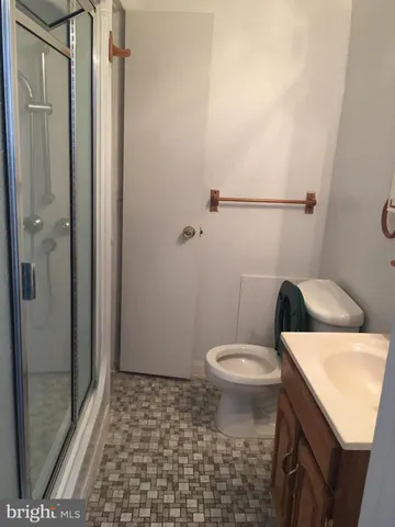 $1,900 | 1113 West Thompson Street, Philadelphia, PA 19122