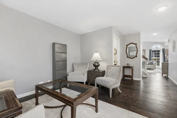 $489,900 | 1497 Whitman Court, Schaumburg, IL 60173