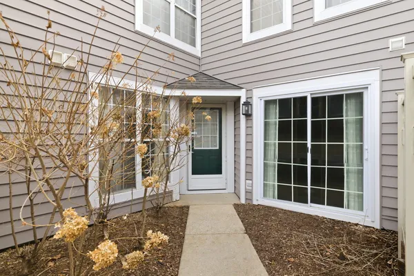 $489,900 | 1497 Whitman Court, Schaumburg, IL 60173