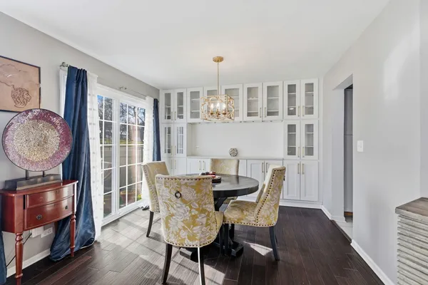 $489,900 | 1497 Whitman Court, Schaumburg, IL 60173