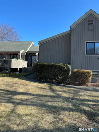 $639,000 | 252 Agawam Drive, Unit A, Stratford, CT 06614