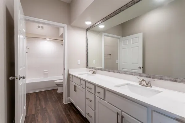 $1,685 | 320 Jackson Hill Street, Unit 373, Houston, TX 77007